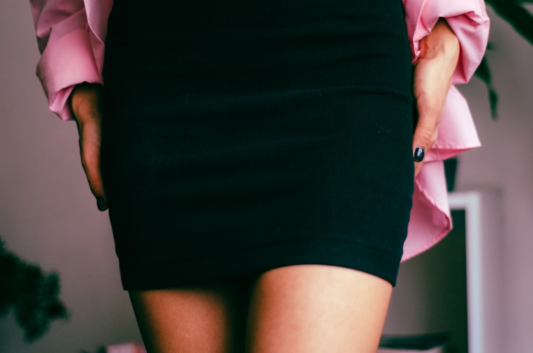 Photo strapless dress